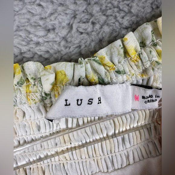 Dainty yellow floral elastic waist tiered maxi skirt size M preowned prairie - Picture 8 of 9